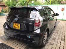 https://riyasewana.com/uploads/toyota-aqua-11110300554.jpg