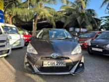 https://riyasewana.com/uploads/toyota-aqua-11124813253.jpg