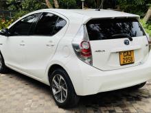https://riyasewana.com/uploads/toyota-aqua-1117140924143.jpg