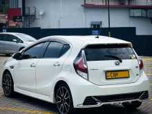 https://riyasewana.com/uploads/toyota-aqua-112109444312.jpg