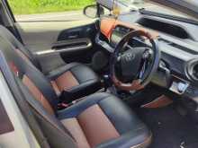 https://riyasewana.com/uploads/toyota-aqua-1151835412.jpg