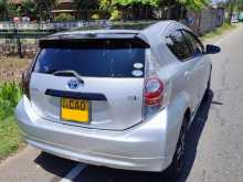 https://riyasewana.com/uploads/toyota-aqua-1151835525.jpg