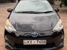 Toyota AQUA 2014 Car