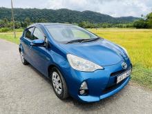 https://riyasewana.com/uploads/toyota-aqua-119584624501.jpg