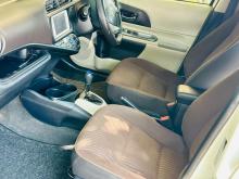https://riyasewana.com/uploads/toyota-aqua-12106136865.jpg
