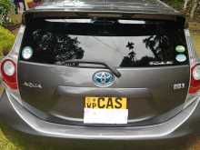 https://riyasewana.com/uploads/toyota-aqua-12132136764.jpg