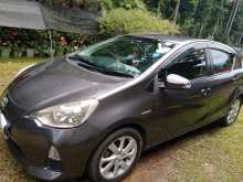 https://riyasewana.com/uploads/toyota-aqua-12132136892.jpg