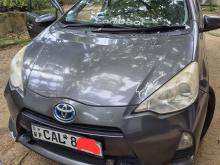 https://riyasewana.com/uploads/toyota-aqua-1218050517055.jpg