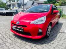 https://riyasewana.com/uploads/toyota-aqua-1220084122942.jpg