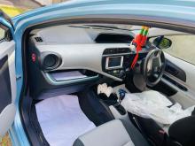 https://riyasewana.com/uploads/toyota-aqua-122102324253.jpg