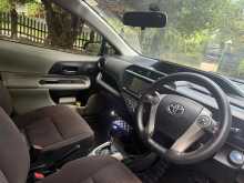 https://riyasewana.com/uploads/toyota-aqua-126263522743.jpg