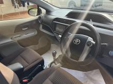 https://riyasewana.com/uploads/toyota-aqua-127523217385.jpg
