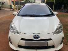 Toyota AQUA 2013 Car