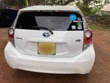https://riyasewana.com/uploads/toyota-aqua-132056544552.jpg
