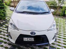 Toyota AQUA 2015 Car