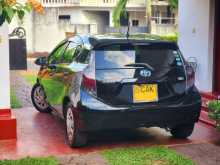 https://riyasewana.com/uploads/toyota-aqua-141036264793.jpg