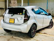 https://riyasewana.com/uploads/toyota-aqua-1414270724341.jpg