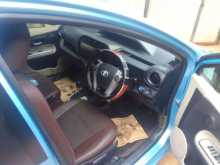 https://riyasewana.com/uploads/toyota-aqua-141451564952.jpg