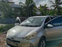https://riyasewana.com/uploads/toyota-aqua-142138204813.jpg