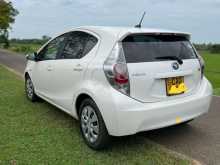 https://riyasewana.com/uploads/toyota-aqua-14722004882.jpg
