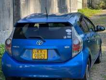 https://riyasewana.com/uploads/toyota-aqua-15110439672.jpg