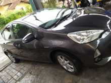 https://riyasewana.com/uploads/toyota-aqua-151225014812.jpg