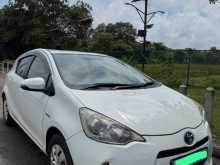 https://riyasewana.com/uploads/toyota-aqua-15132221174.jpg