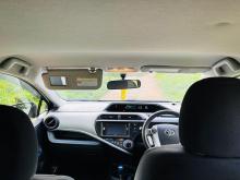 https://riyasewana.com/uploads/toyota-aqua-1513555917085.jpg