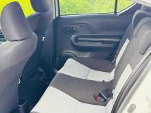 https://riyasewana.com/uploads/toyota-aqua-1513555917776.jpg