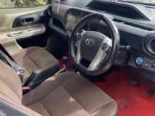 https://riyasewana.com/uploads/toyota-aqua-1610431124493.jpg
