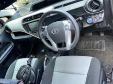 https://riyasewana.com/uploads/toyota-aqua-1610470022483.jpg