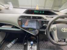 https://riyasewana.com/uploads/toyota-aqua-16111244915.jpg