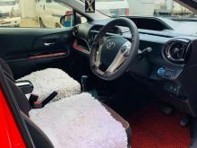 https://riyasewana.com/uploads/toyota-aqua-161148487004.jpg