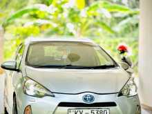 Toyota Aqua 2012 Car