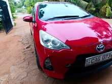 https://riyasewana.com/uploads/toyota-aqua-16221147973.jpg