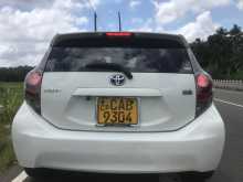https://riyasewana.com/uploads/toyota-aqua-16230123323.jpg