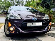 https://riyasewana.com/uploads/toyota-aqua-167382117726.jpg