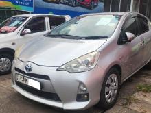 Toyota AQUA S Grade 2013 Car