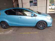 https://riyasewana.com/uploads/toyota-aqua-17155414892.jpg