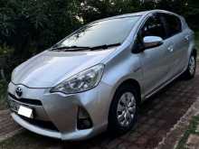 https://riyasewana.com/uploads/toyota-aqua-172326274663.jpg