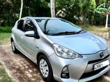 https://riyasewana.com/uploads/toyota-aqua-172327406104.jpg