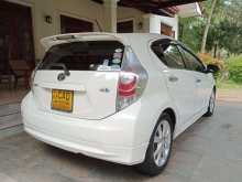 https://riyasewana.com/uploads/toyota-aqua-181002124723.jpg