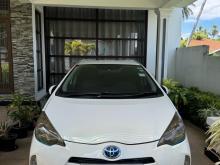 Toyota Aqua 2014 Car