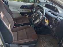 https://riyasewana.com/uploads/toyota-aqua-18122631634.jpg