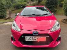 Toyota Aqua 2015 Car