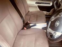 https://riyasewana.com/uploads/toyota-aqua-1819360324401.jpg
