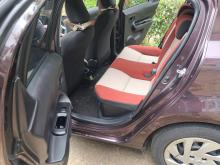 https://riyasewana.com/uploads/toyota-aqua-1821100017525.jpg