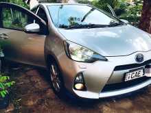 https://riyasewana.com/uploads/toyota-aqua-18831574173.jpg