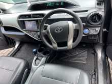 https://riyasewana.com/uploads/toyota-aqua-1891537264.jpg