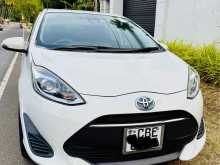 https://riyasewana.com/uploads/toyota-aqua-1910241322772.jpg